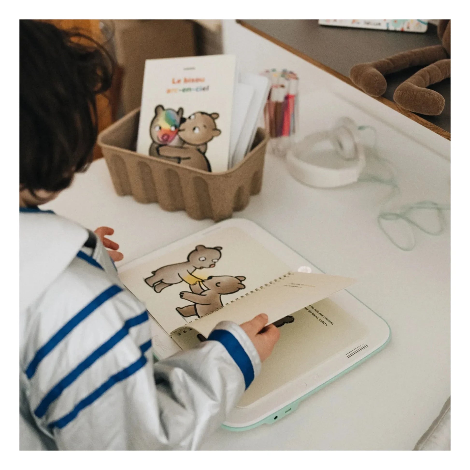Bugali - Book Le bisou arc-en-ciel (Bugali x L'école des loisirs)