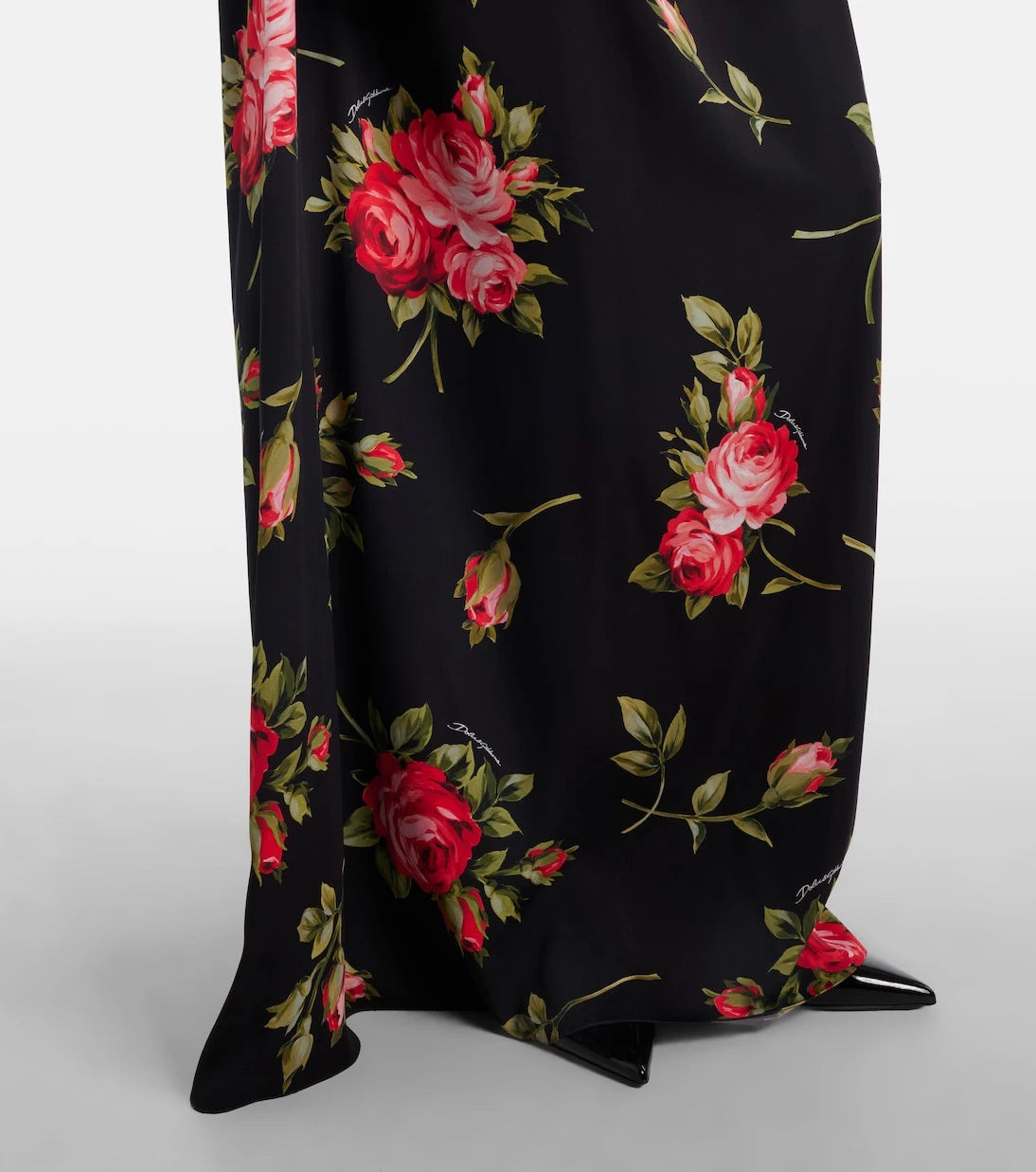 Dolce&Gabbana - فستان طويل من مزيج الحرير بتصميم كاب مزين بالزهور