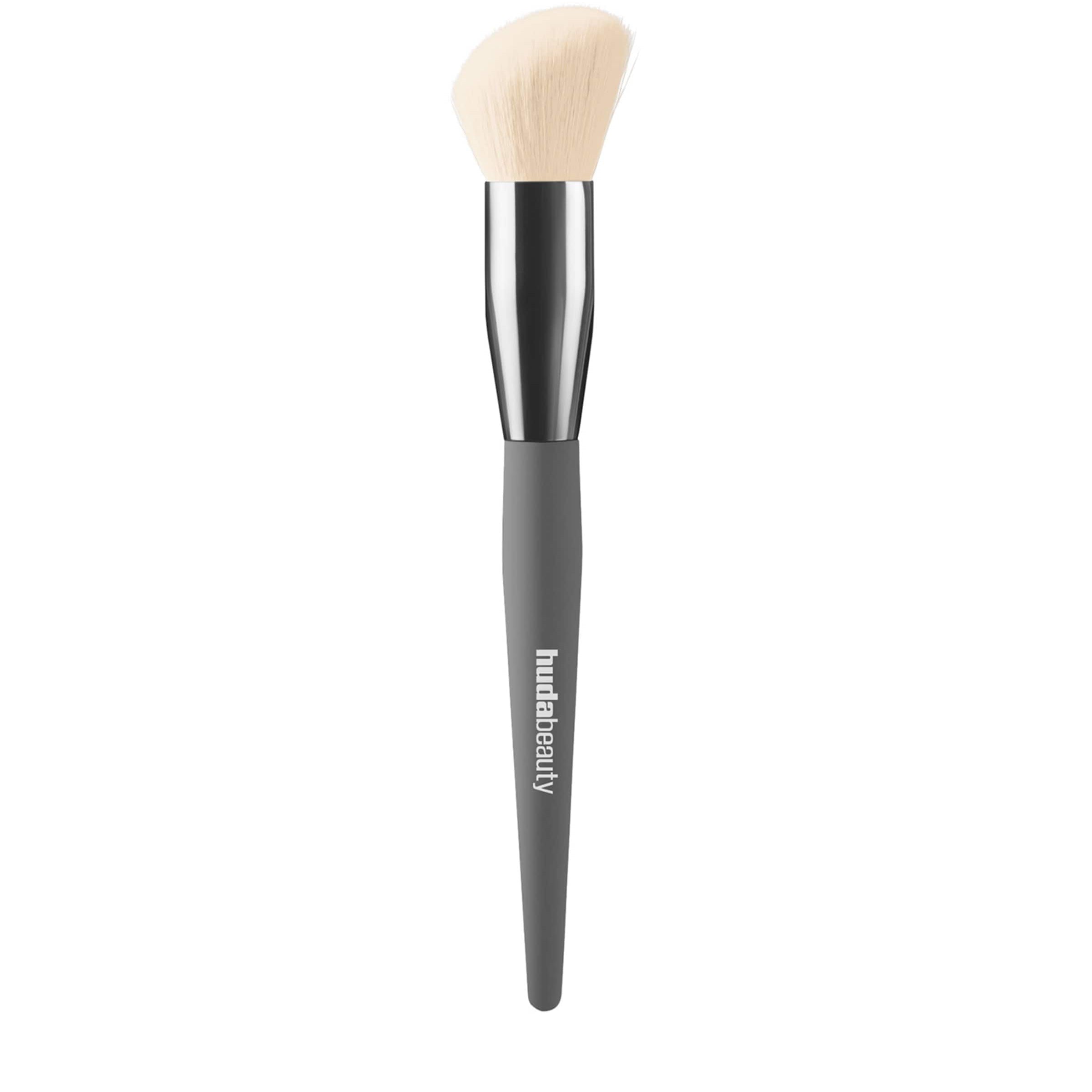 Diffusing Cheek Brush