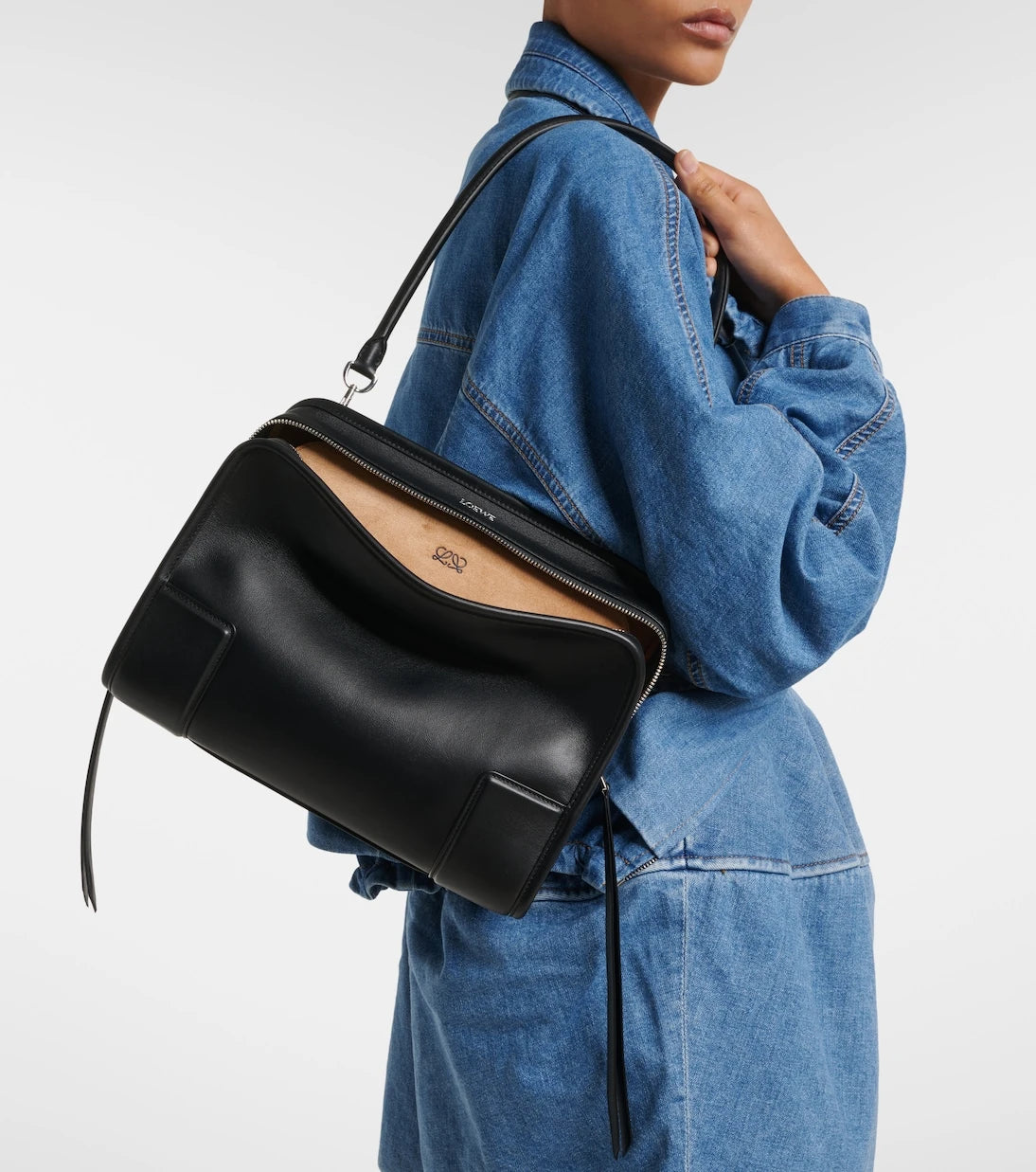 Loewe - Amazona 180 Medium leather top-handle bag