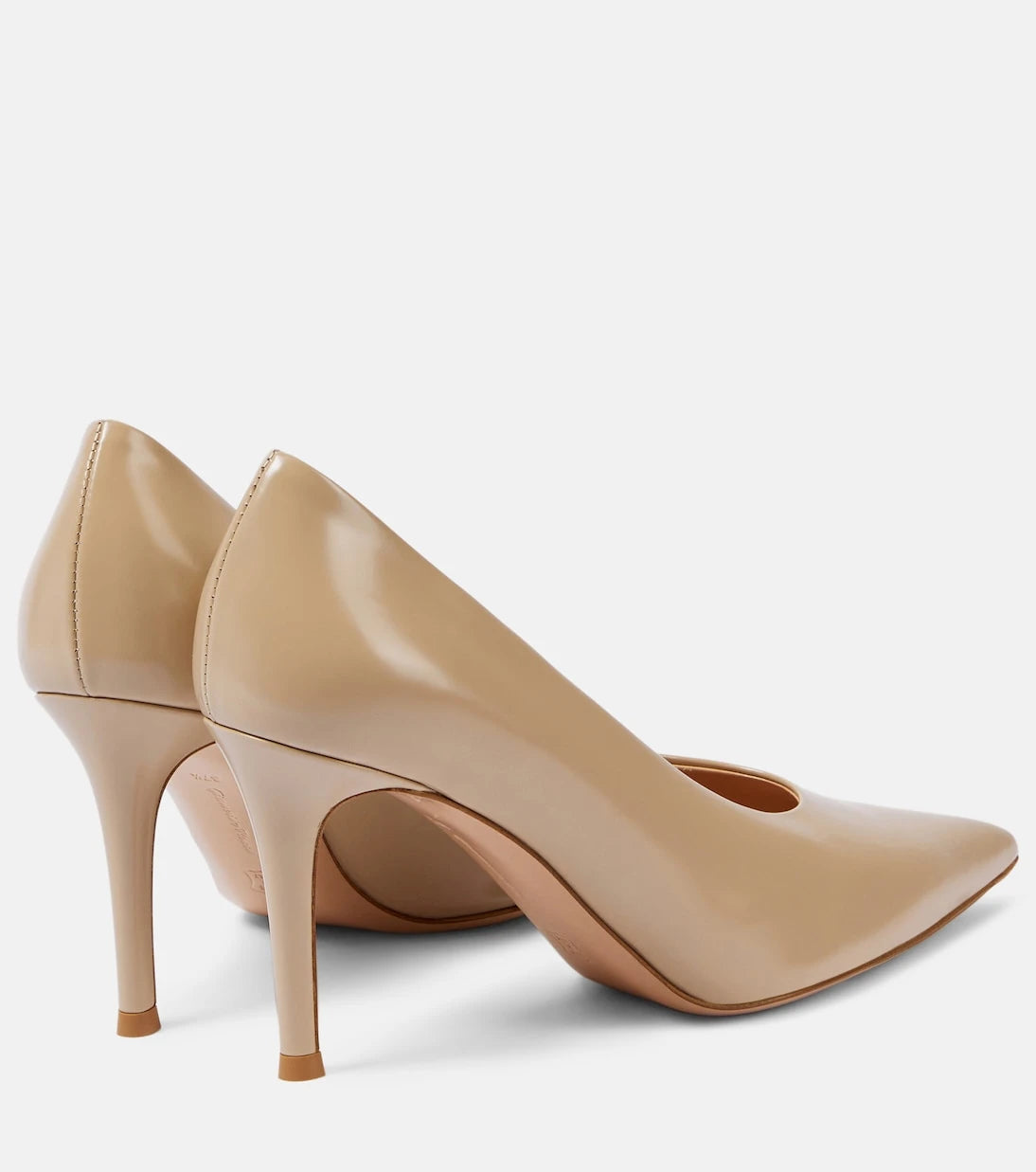 Gianvito Rossi - Robbie leather pumps