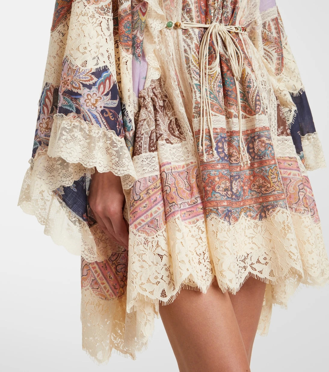 Zimmermann - فستان ريانون القصير المزين بالزهور المطرزة