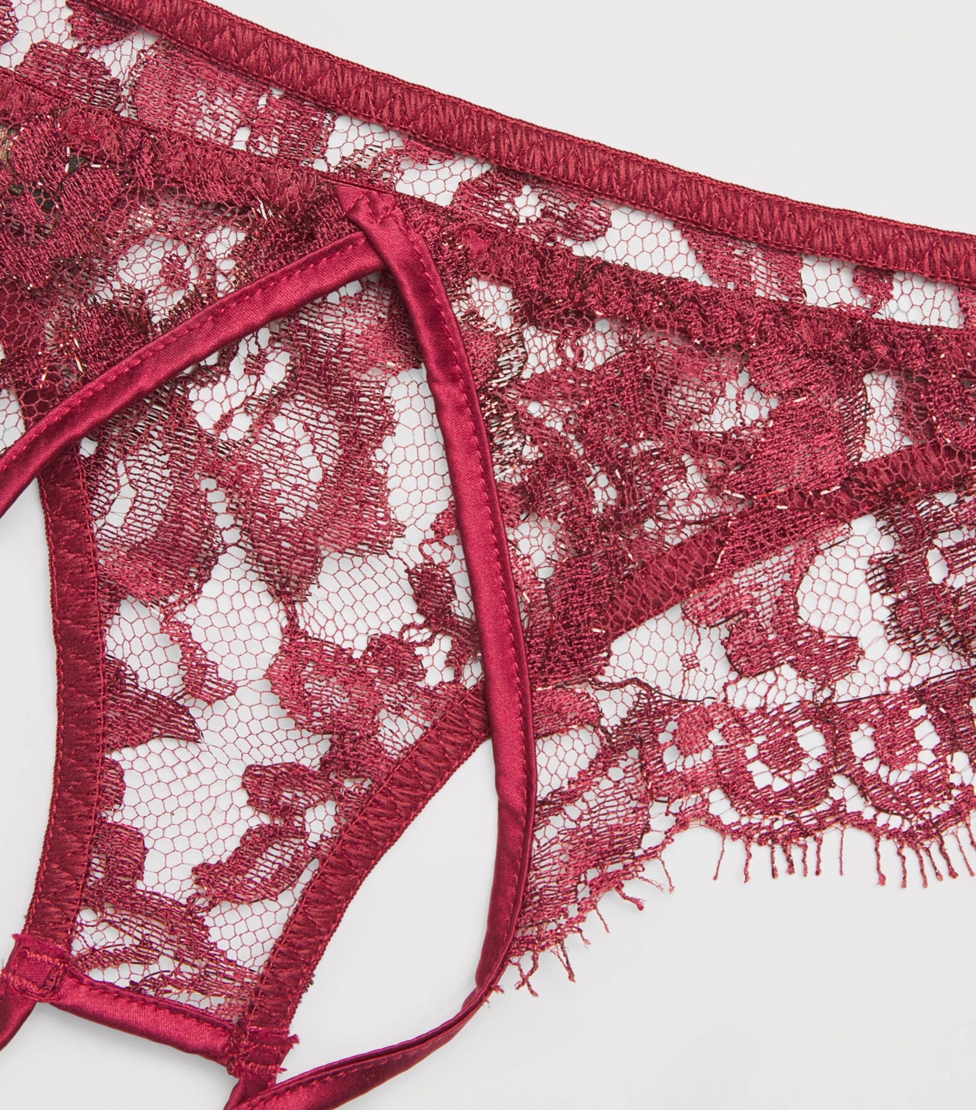 Coco De Mer Burgundy Lace-Silk Naraya Open Thong