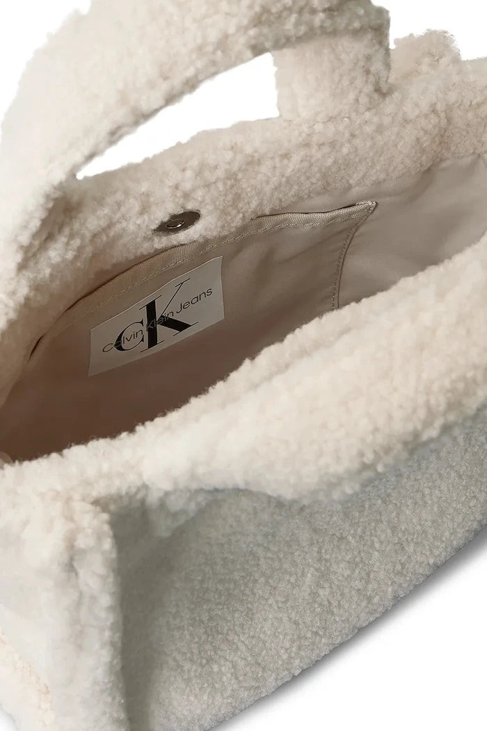 Calvin Klein Jeans çocuk crossbody çanta
