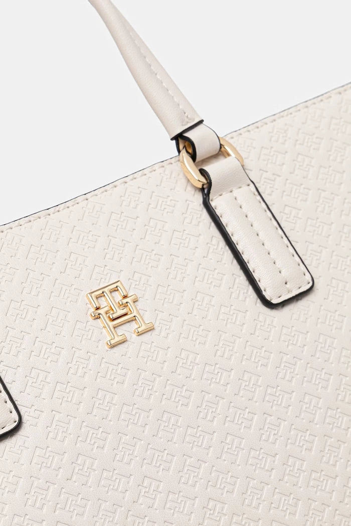 Tommy Hilfiger Kadın crossbody çanta