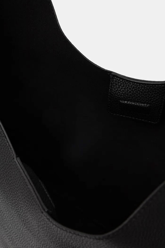 Calvin Klein suni deri kadın çantası
