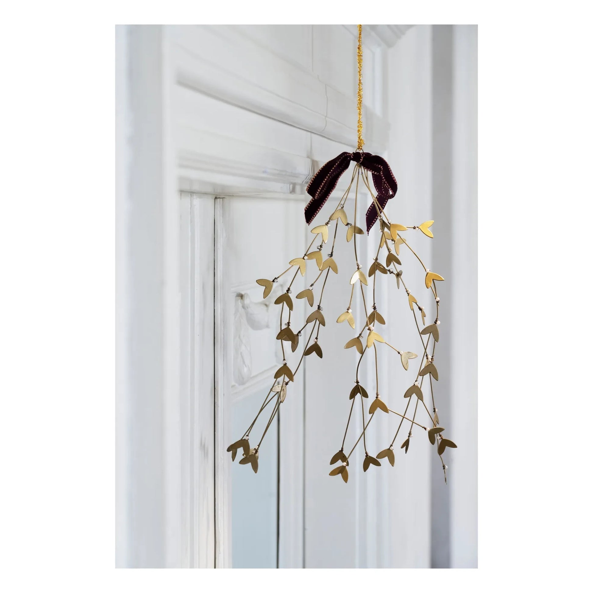 Madam Stoltz - Decorative branch  | Gold