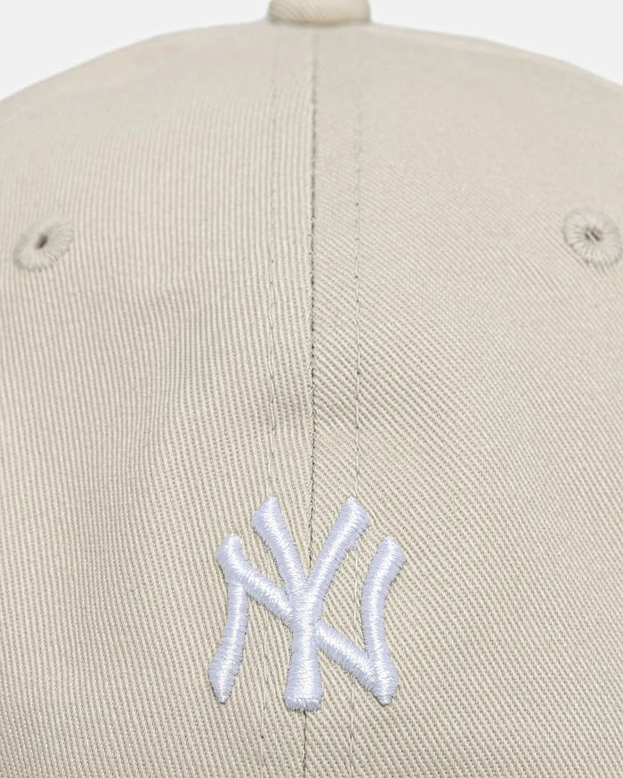 New Era Pamuklu Beyzbol Şapkası MINI LOGO 9TWENTY®