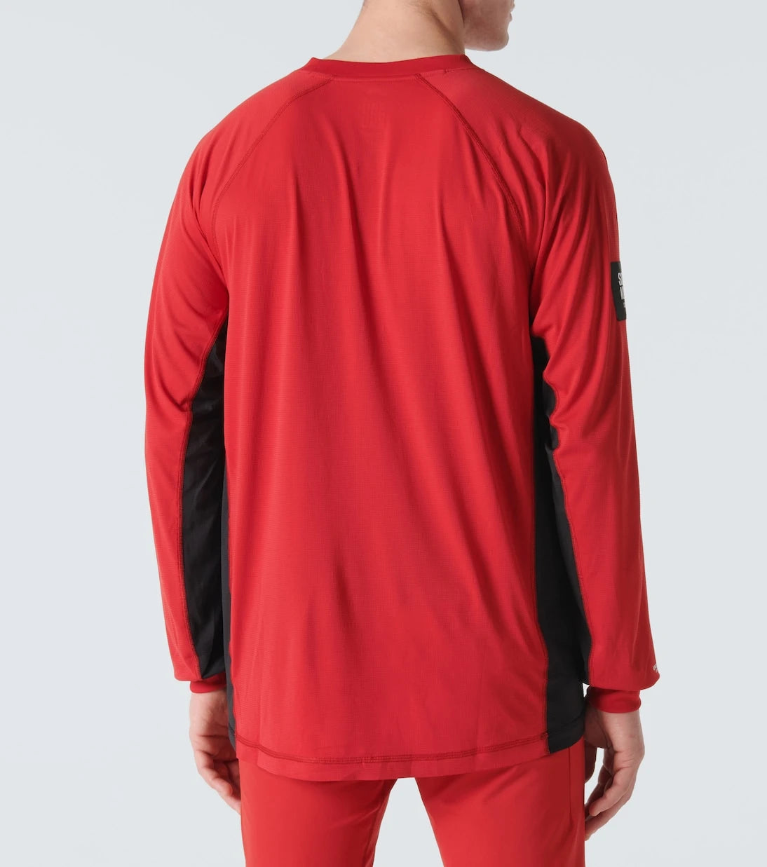 The North Face - تي شيرت تقني بتوقيع Undercover