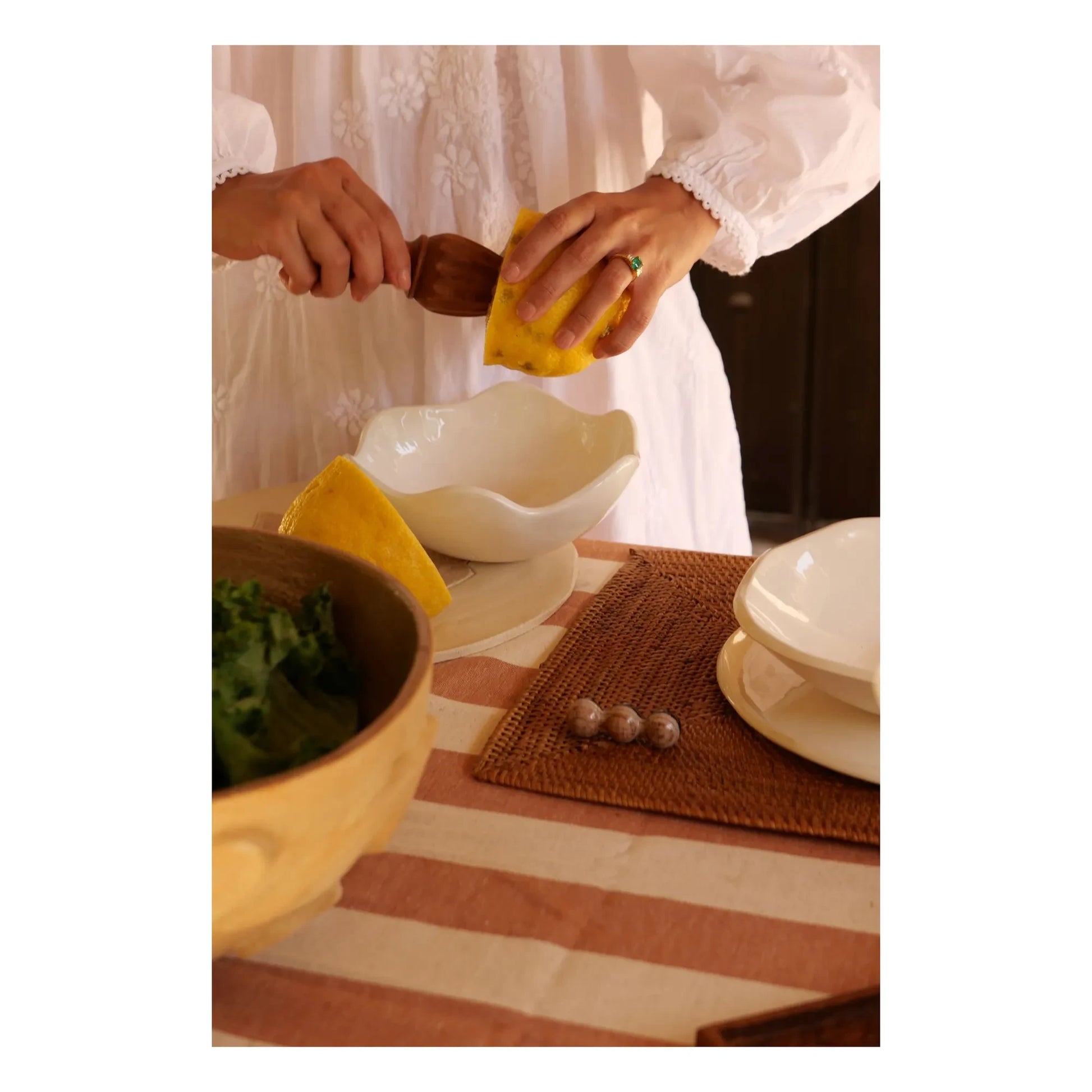 Woodmata - Teak citrus press | Teak