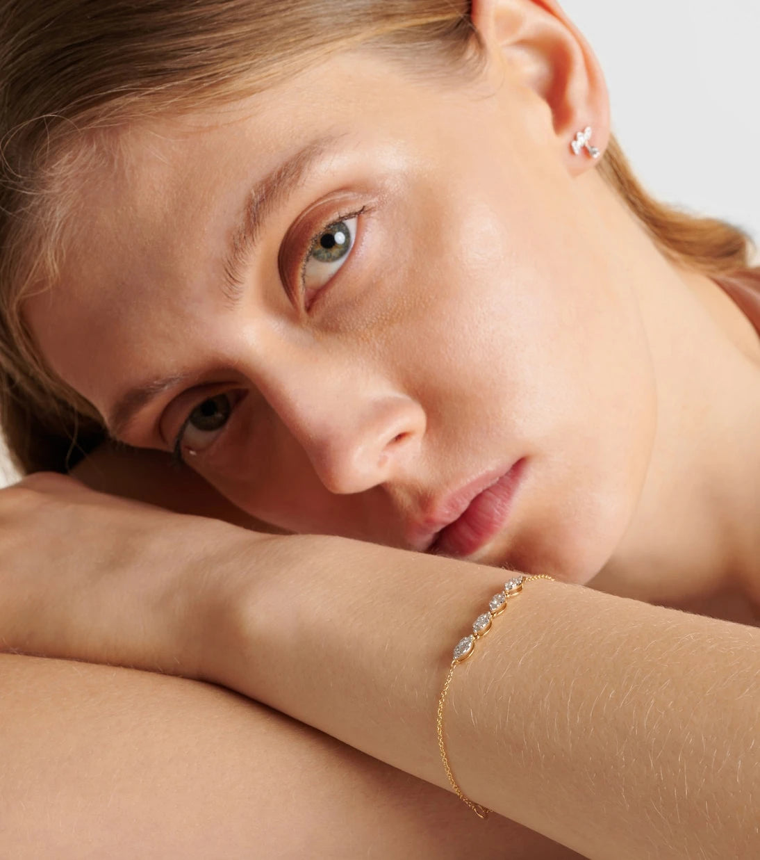 Stone and Strand - Muse 10kt gold bracelet with diamonds