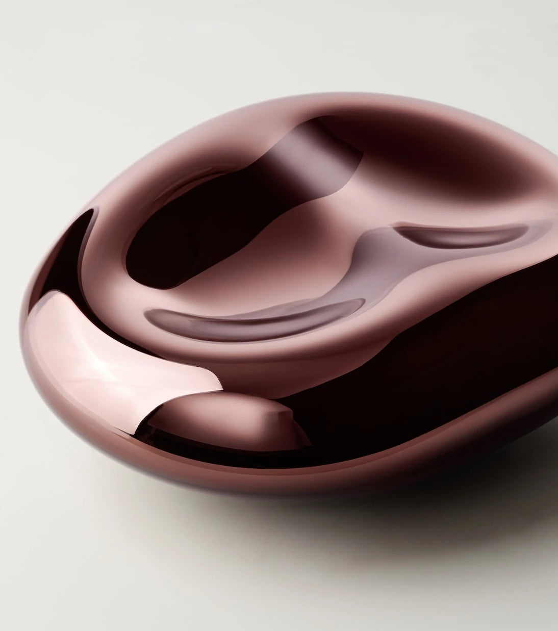 Milena Kling - Large mirrored decorative object
