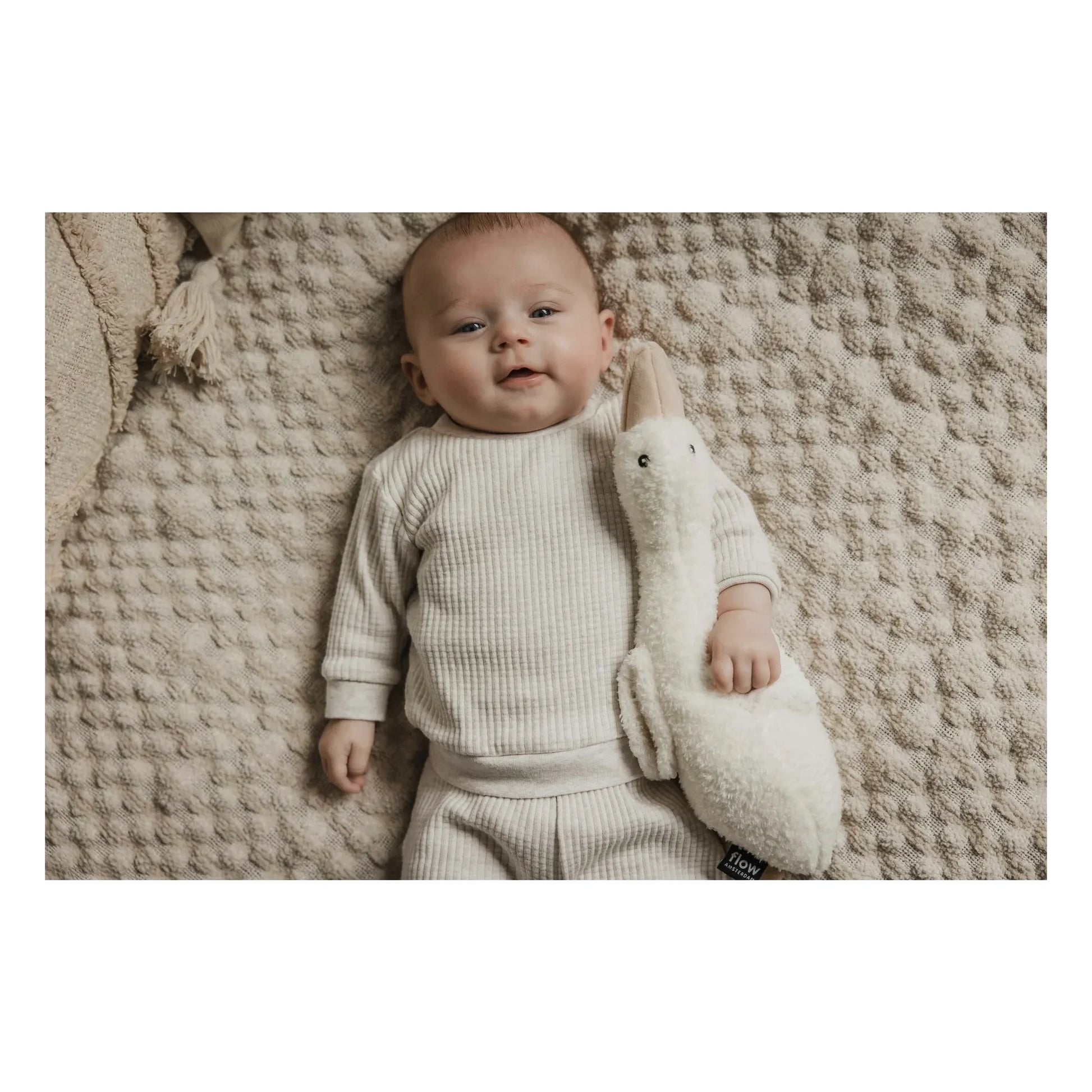 Flow - Liva white noise plush | Beige