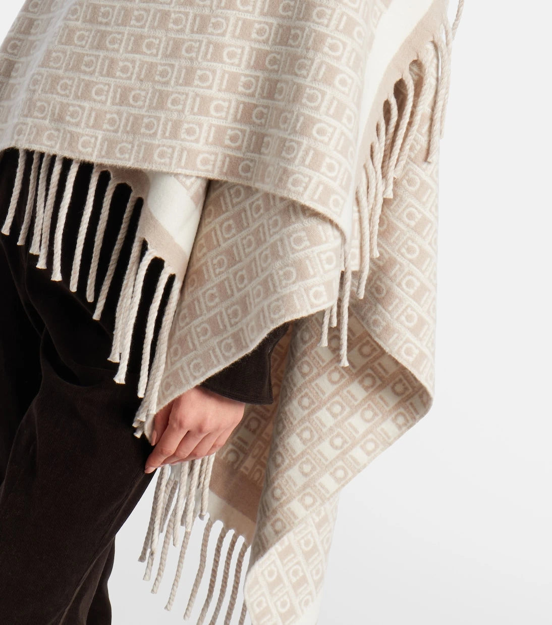 Ferragamo - Gancini virgin wool shawl
