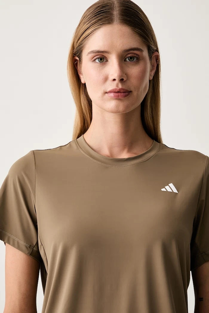 adidas Performance kadın antrenman tişörtü Strength Essentials