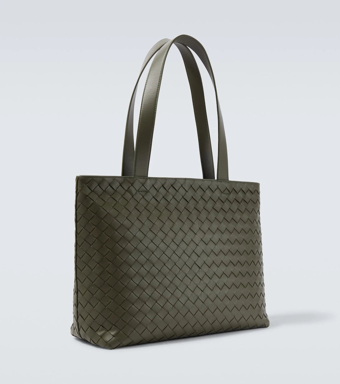 Bottega Veneta - حقيبة يد صغيرة من جلد إنترشاتو