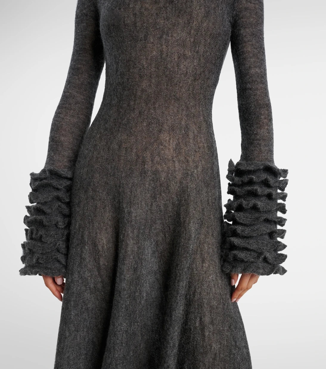 Alaïa - فستان ميدي بتصميم مكشكش من مزيج الموهير والصوف