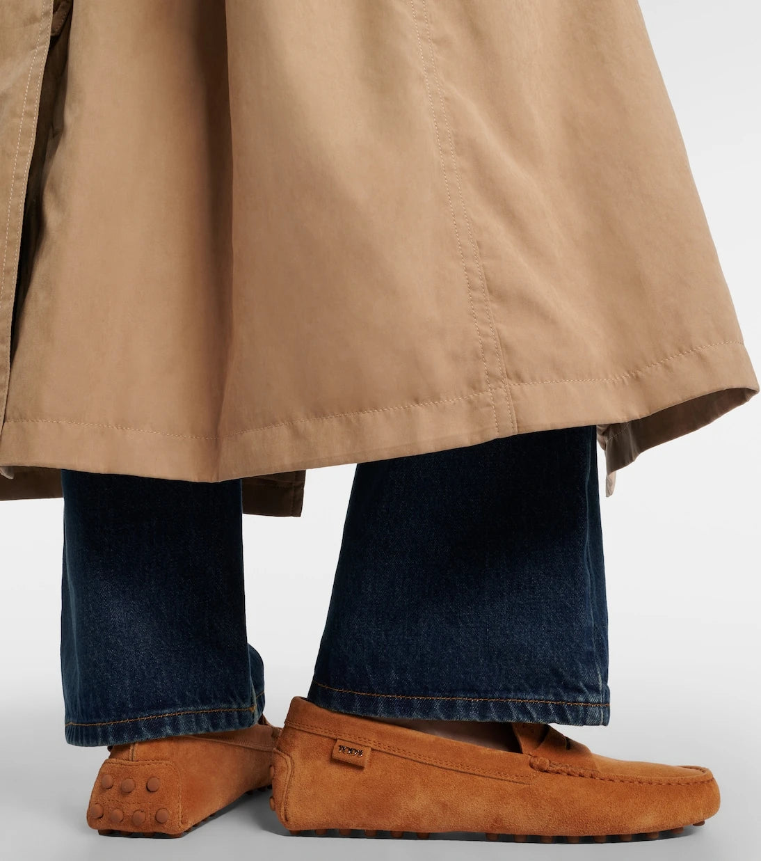 Tod's - حذاء قيادة غومينو من جلد الشامواه