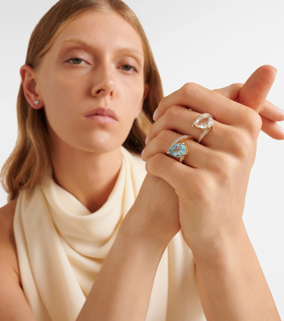 Mateo - Slanted 14kt gold ring with topaz and diamonds