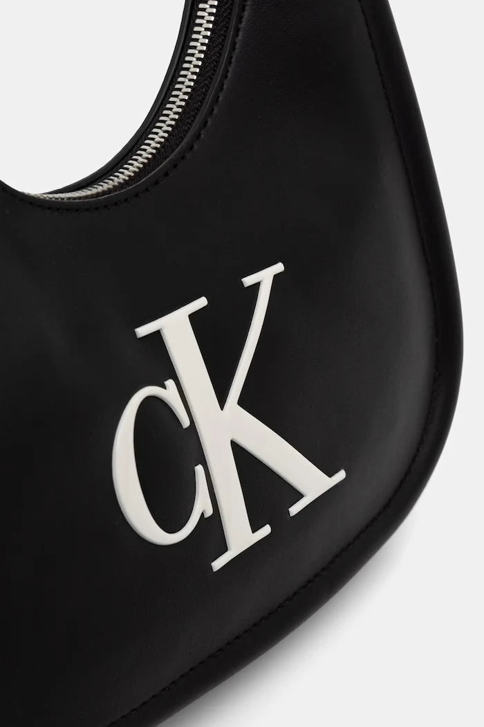 Calvin Klein kadın crossbody çanta