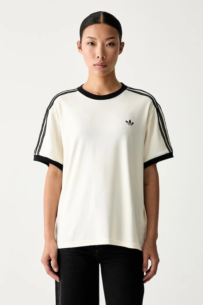 adidas Originals pamuk ve elastanlı kadın tişörtü