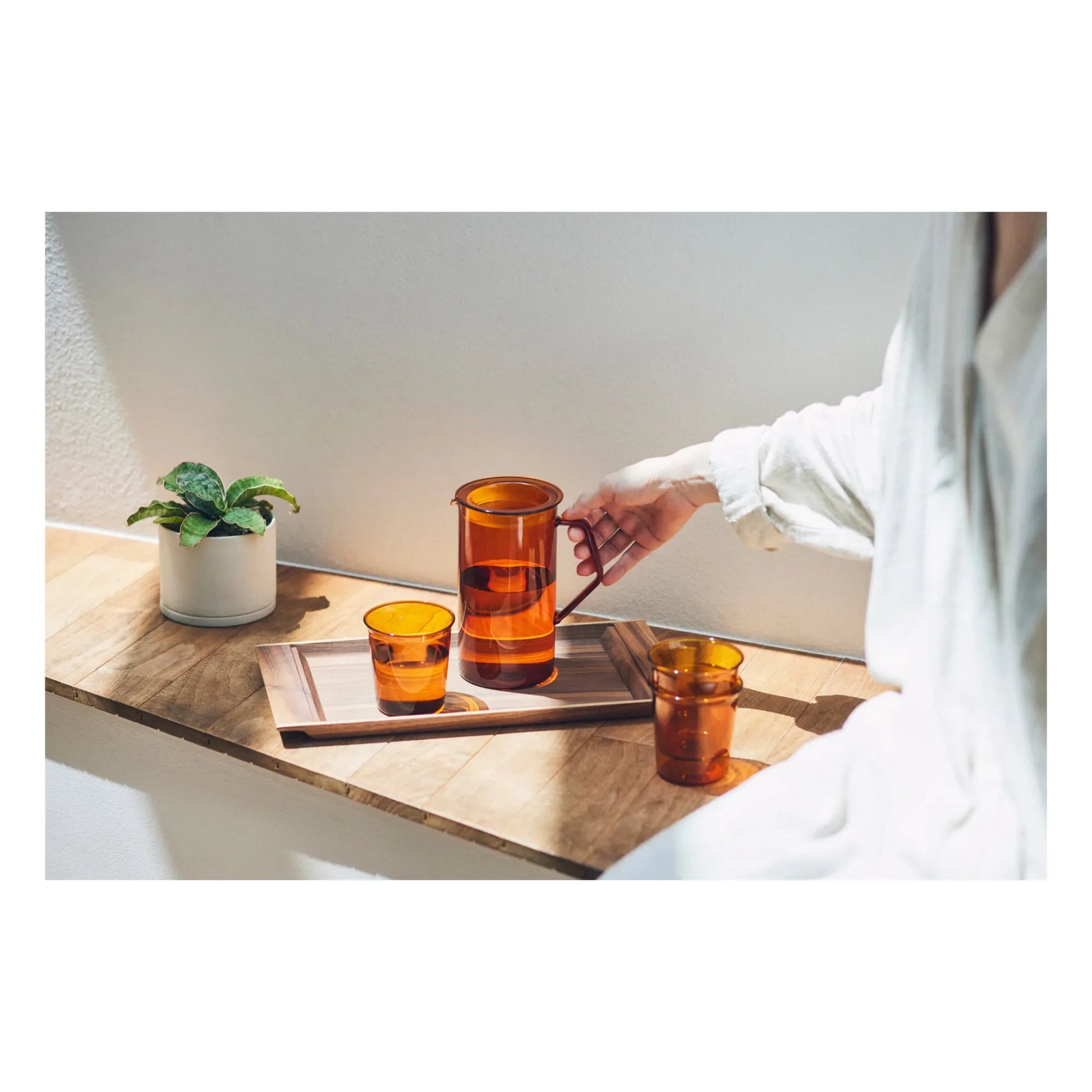 Kinto - Cast Jug - 750 ml | Amber