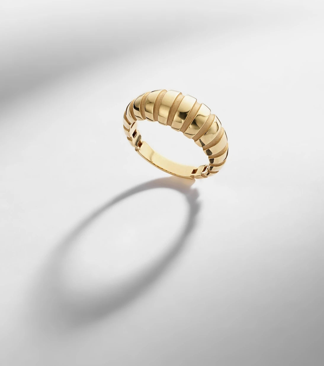 Pamela Zamore - Noa 18kt gold ring