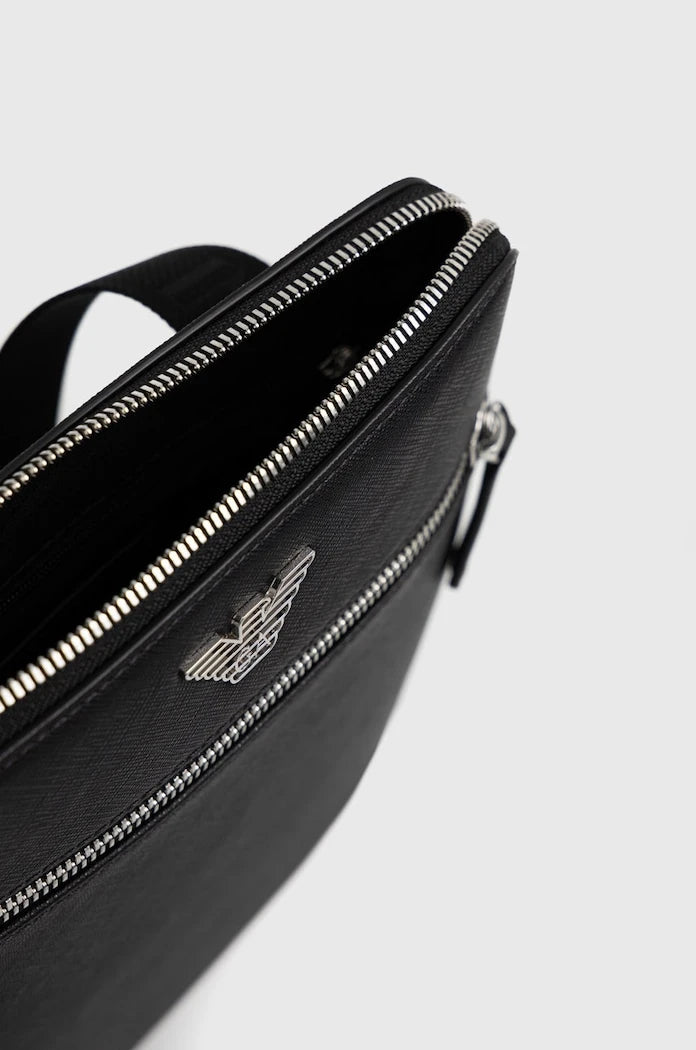 Чанта през рамо Emporio Armani