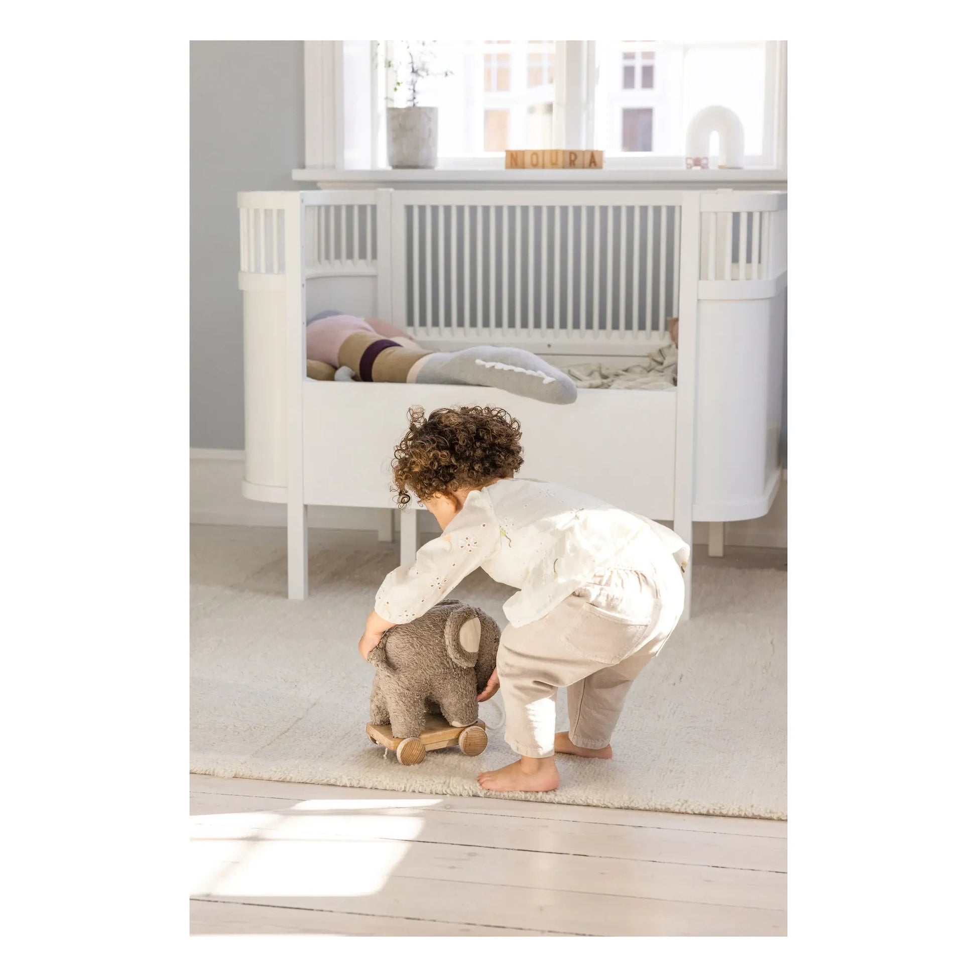 Sebra - Pull-along elephant toy | Grey