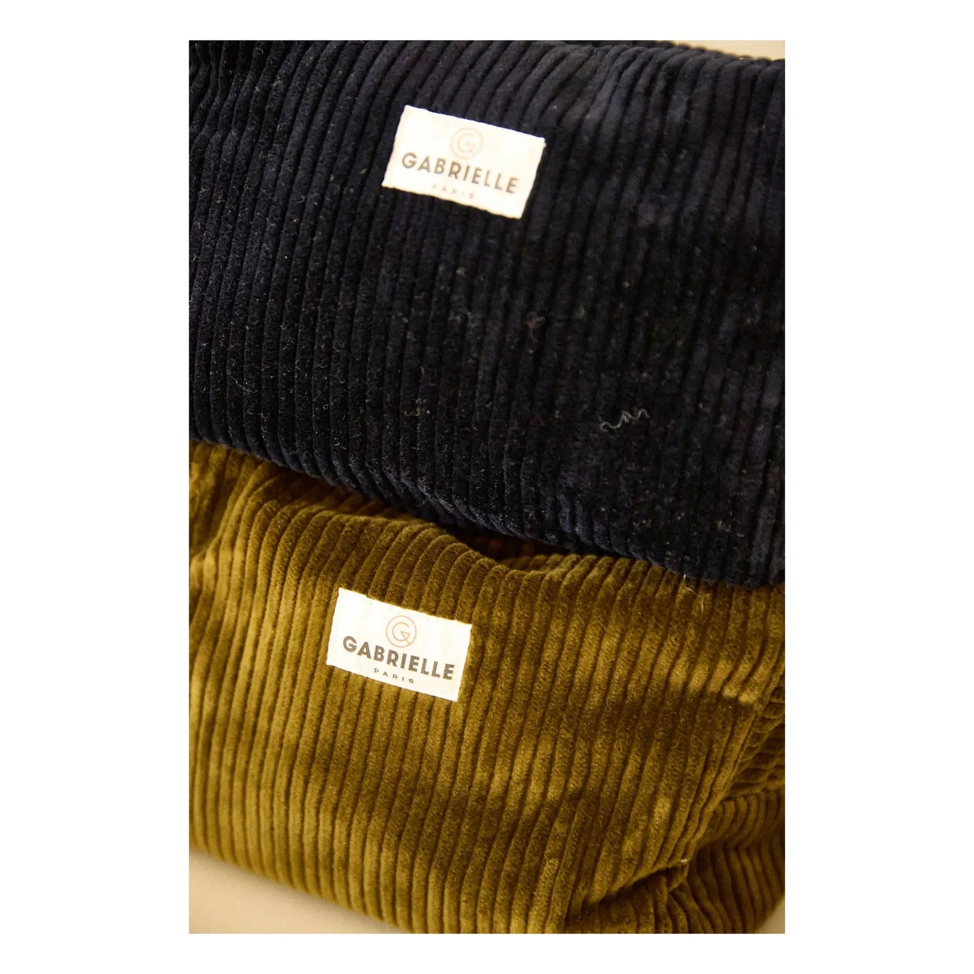 Gabrielle Paris - Corduroy toiletry bag | Navy blue