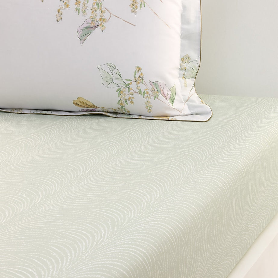 Yves Delorme Pollen Super King Fitted Sheet (180cm x 200cm)