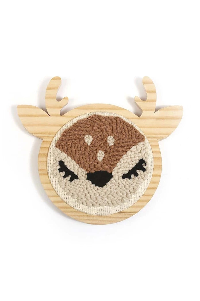 Комплект за бродиране Graine Creative Punch Needle Doe Kit
