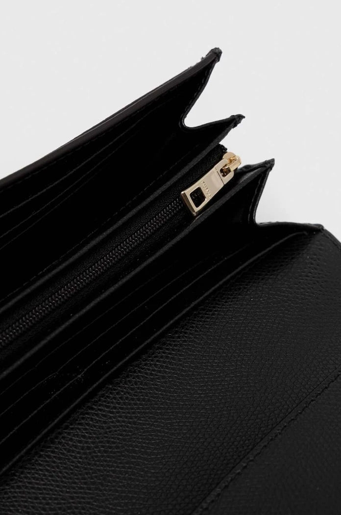 Кожен портфейл Furla