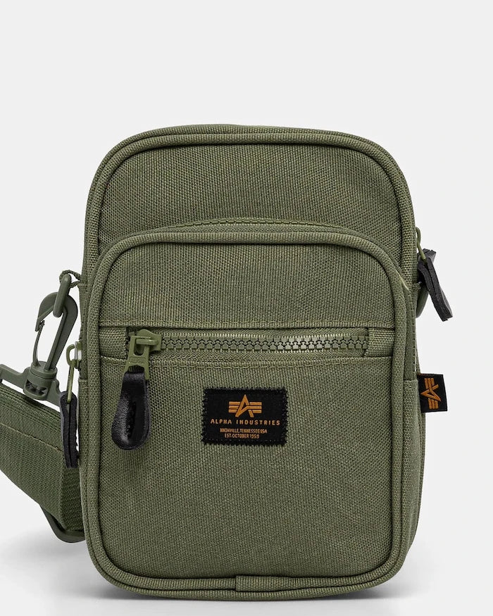 Чанта през рамо Alpha Industries Label Messenger Bag S