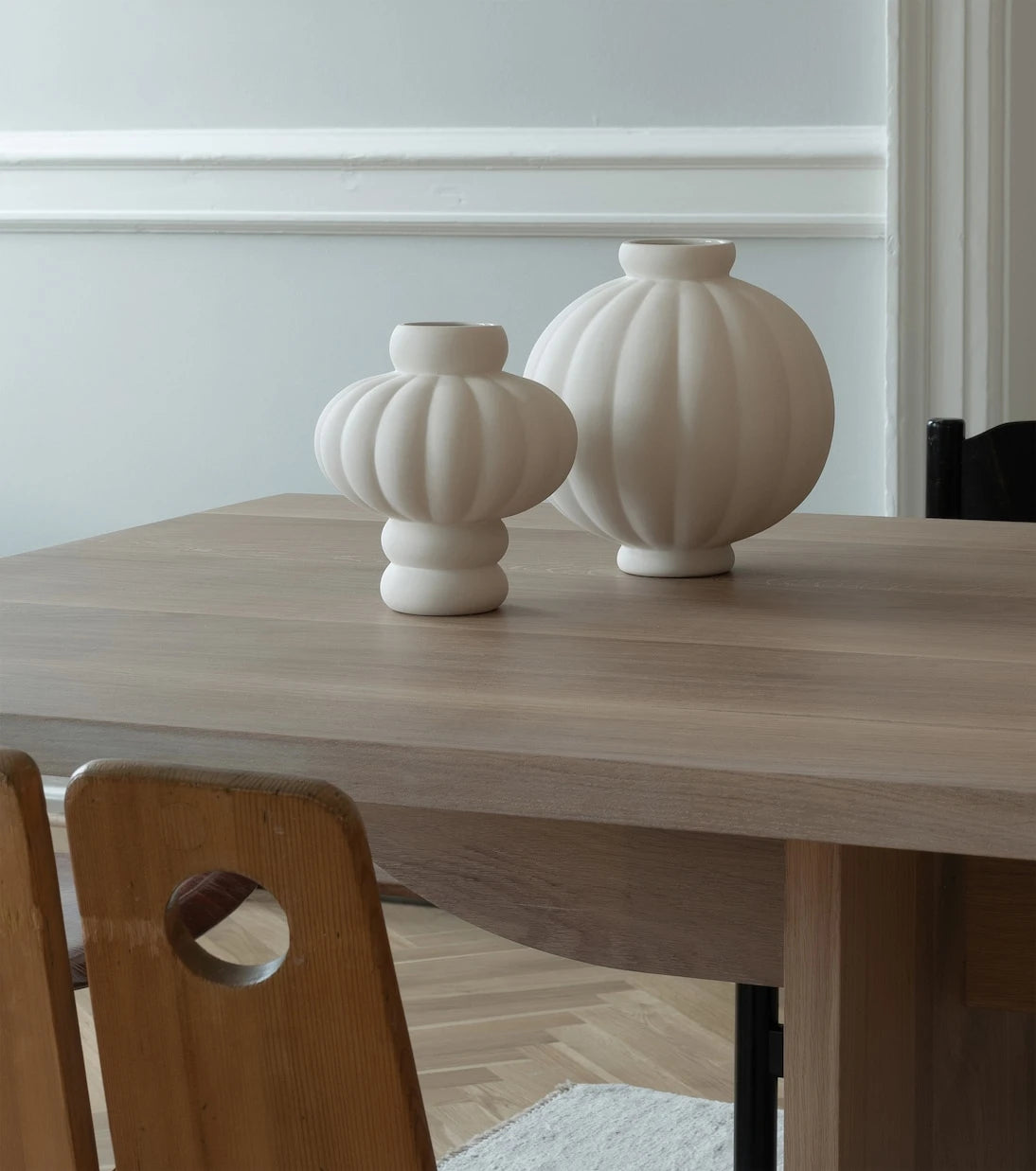 Louise Roe - Balloon 08 ceramic vase