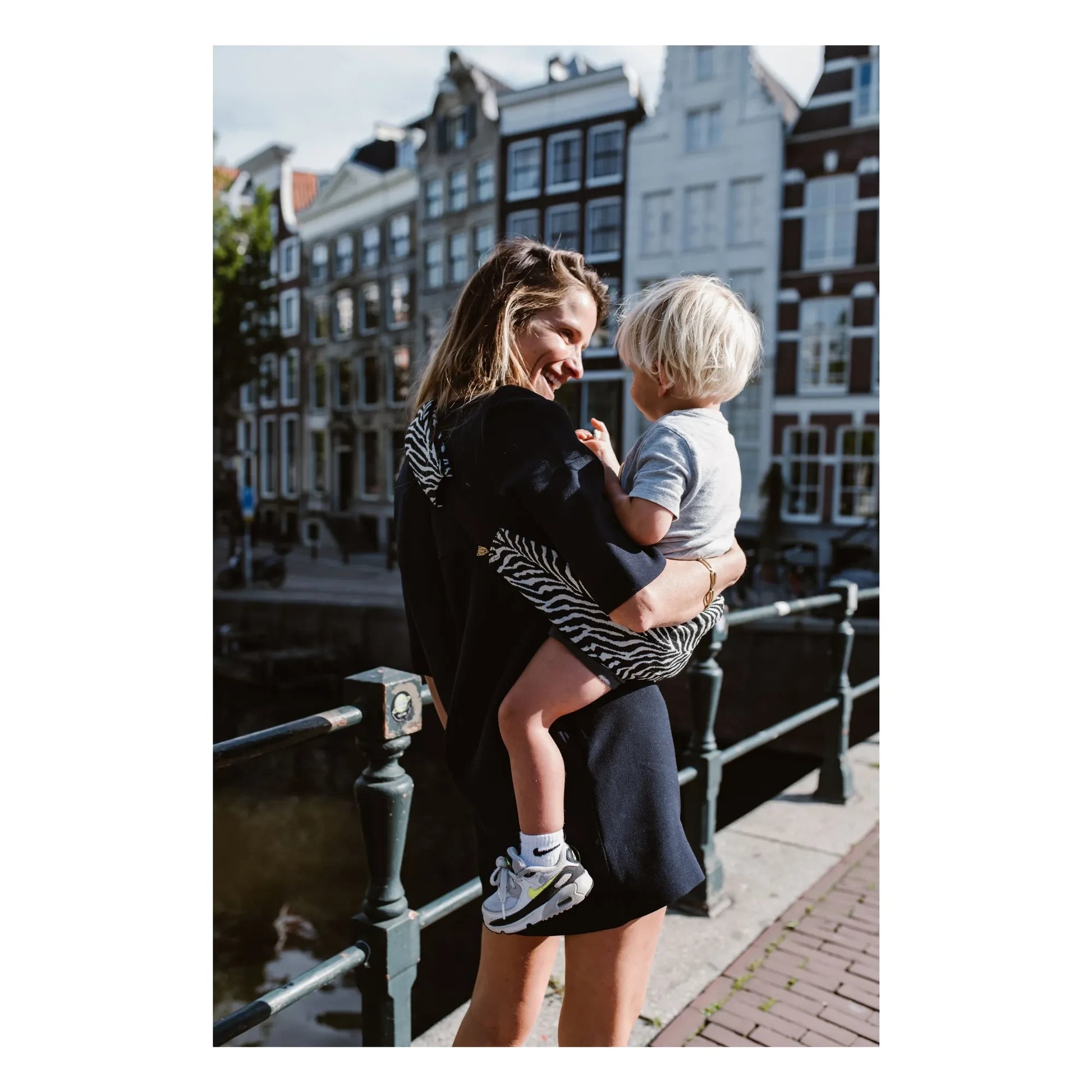 Wildride - Baby carrier  | Noir/Blanc
