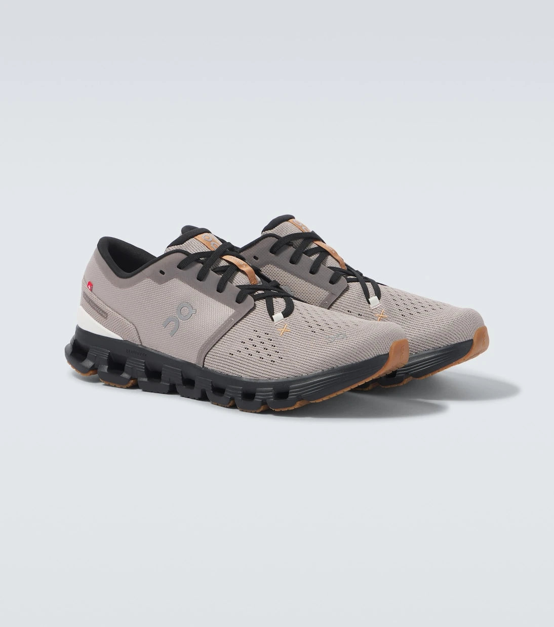 حذاء رياضي On - Cloud X 4