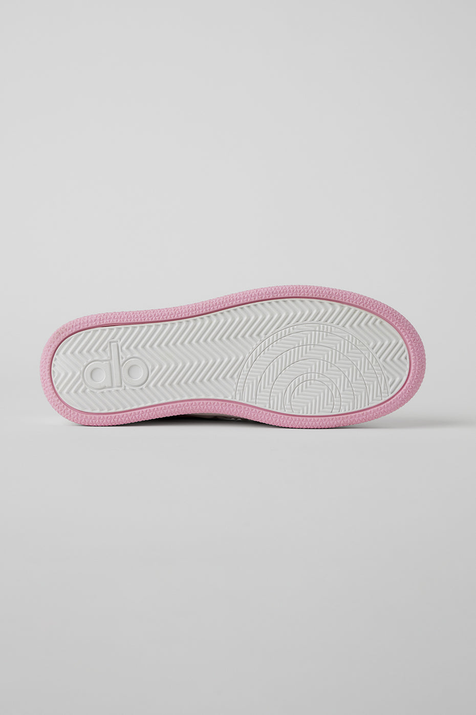 ALO Recovery Mode Sneaker - Pink/White