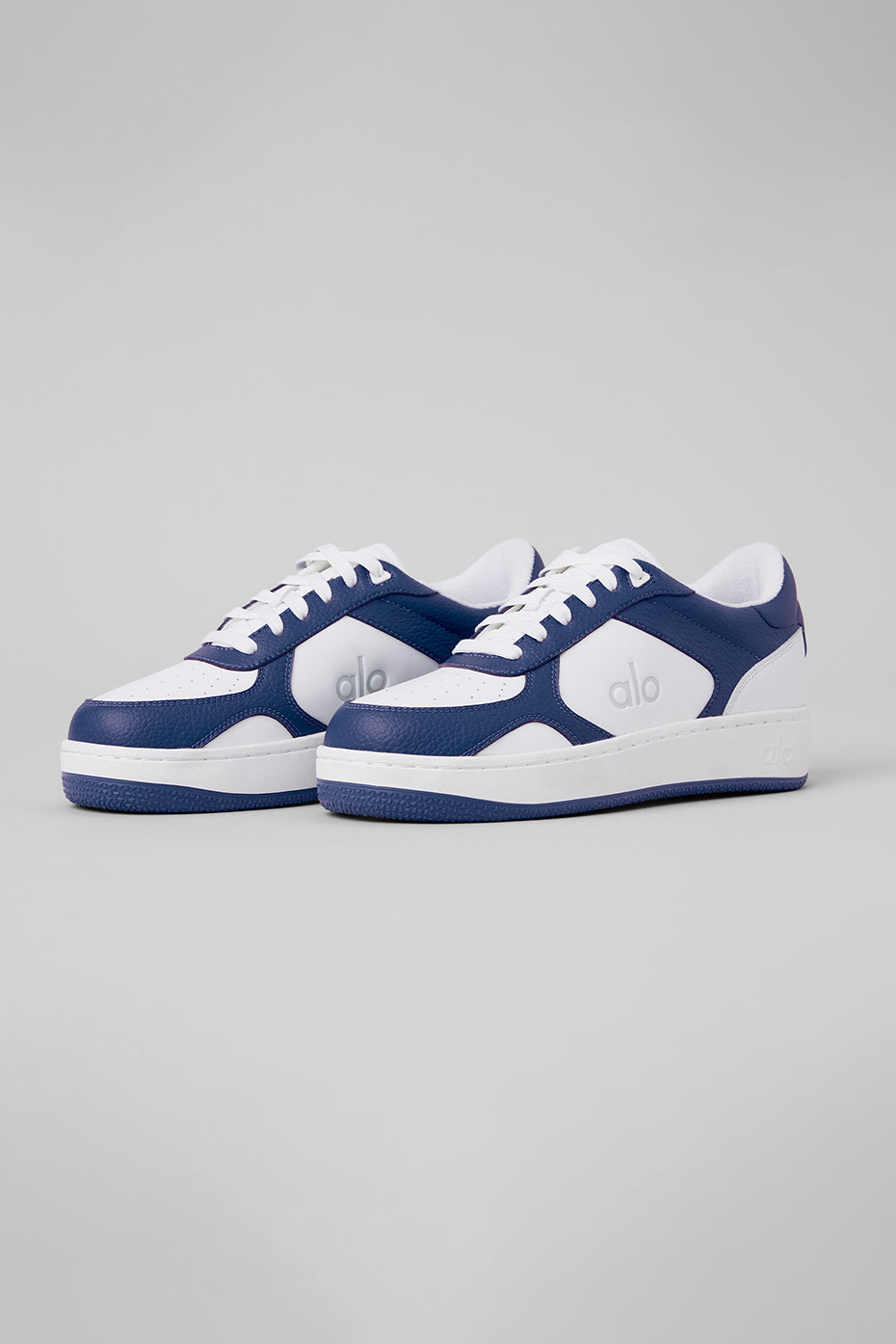 ALO Recovery Mode Sneaker - Navy/White