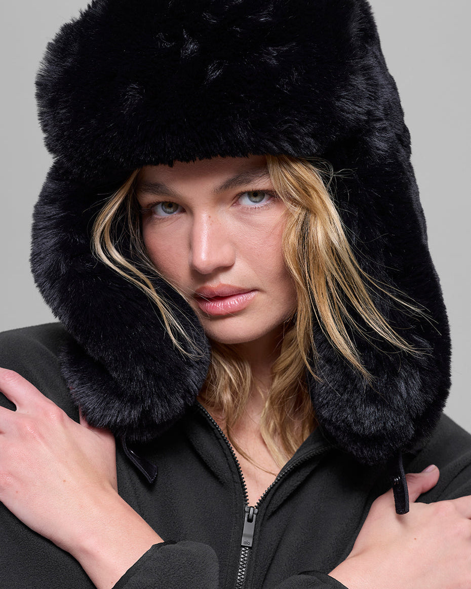 Faux Fur Starstruck Hat - Black
