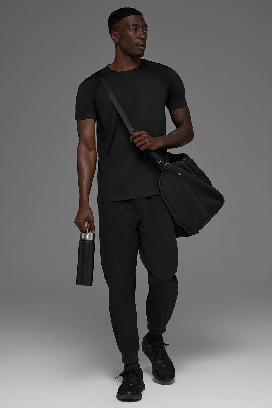 Idol Crewneck Short Sleeve - Black