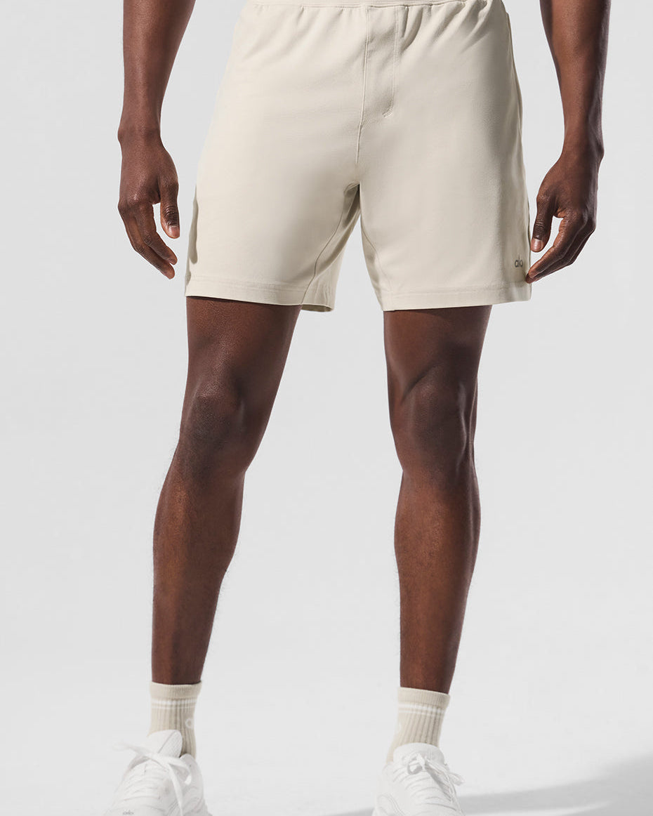 7" Conquer React Performance Short - Bone