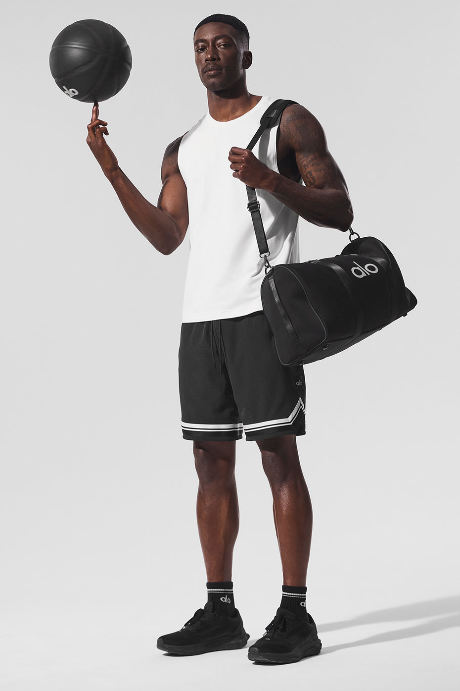 9" Traction Arena Short - Black