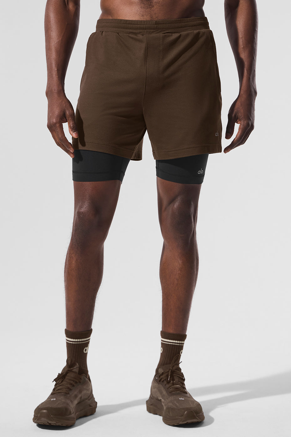 Conquer React 2-In-1 Performance Short - Espresso/Black
