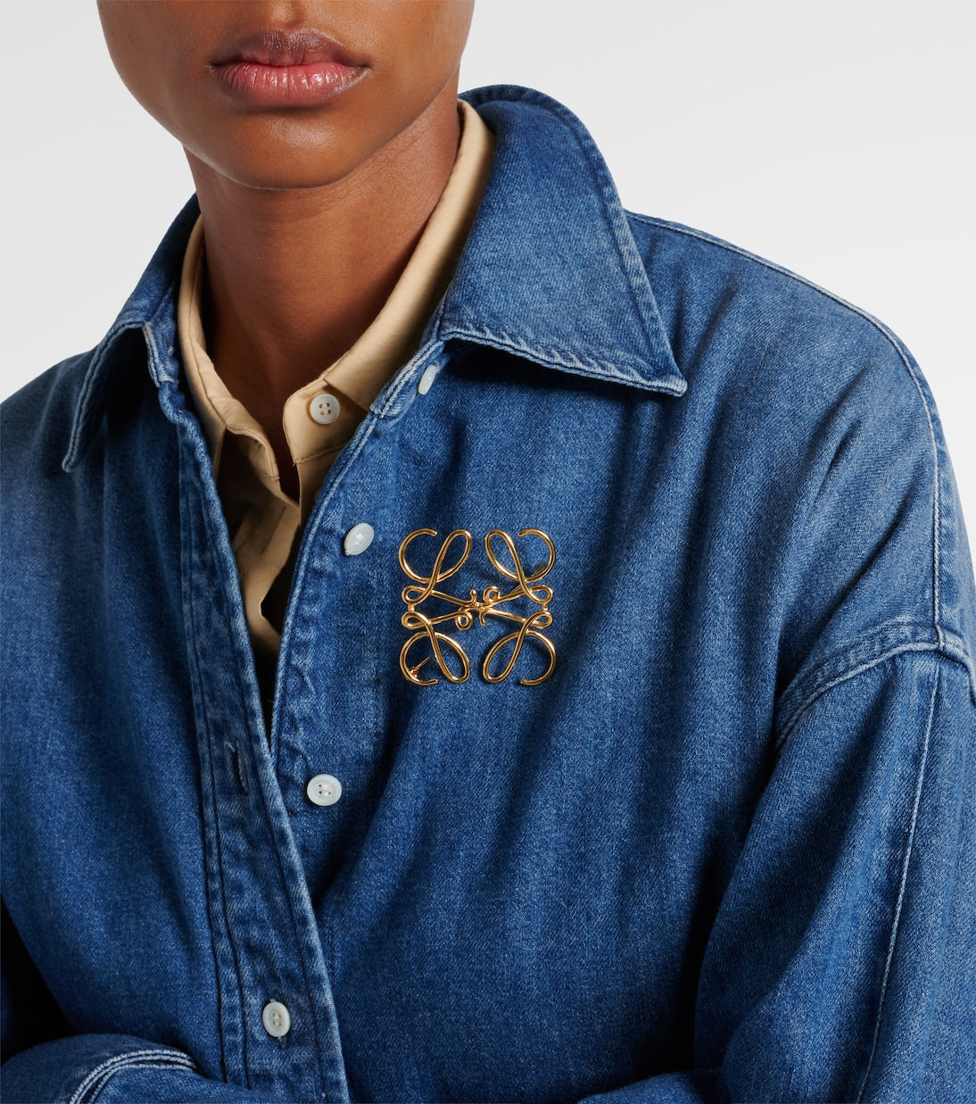 Loewe - Anagram brooch