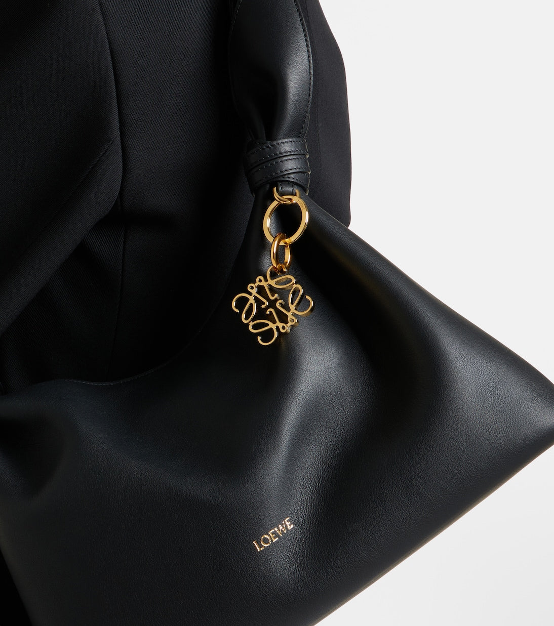 Loewe - Anagram keyring