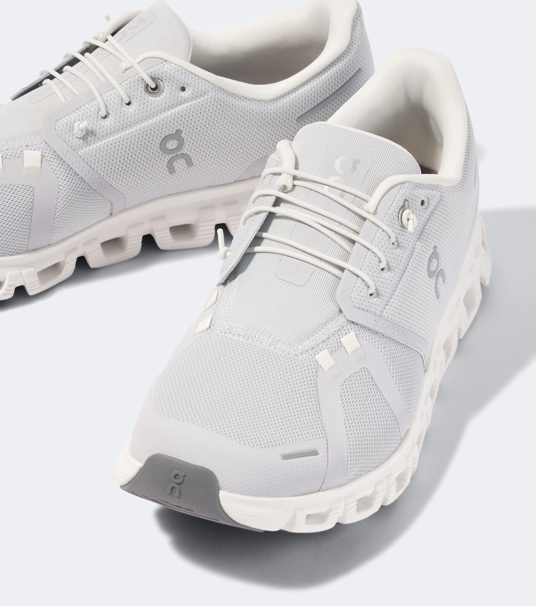 On - Cloud 6 running shoes