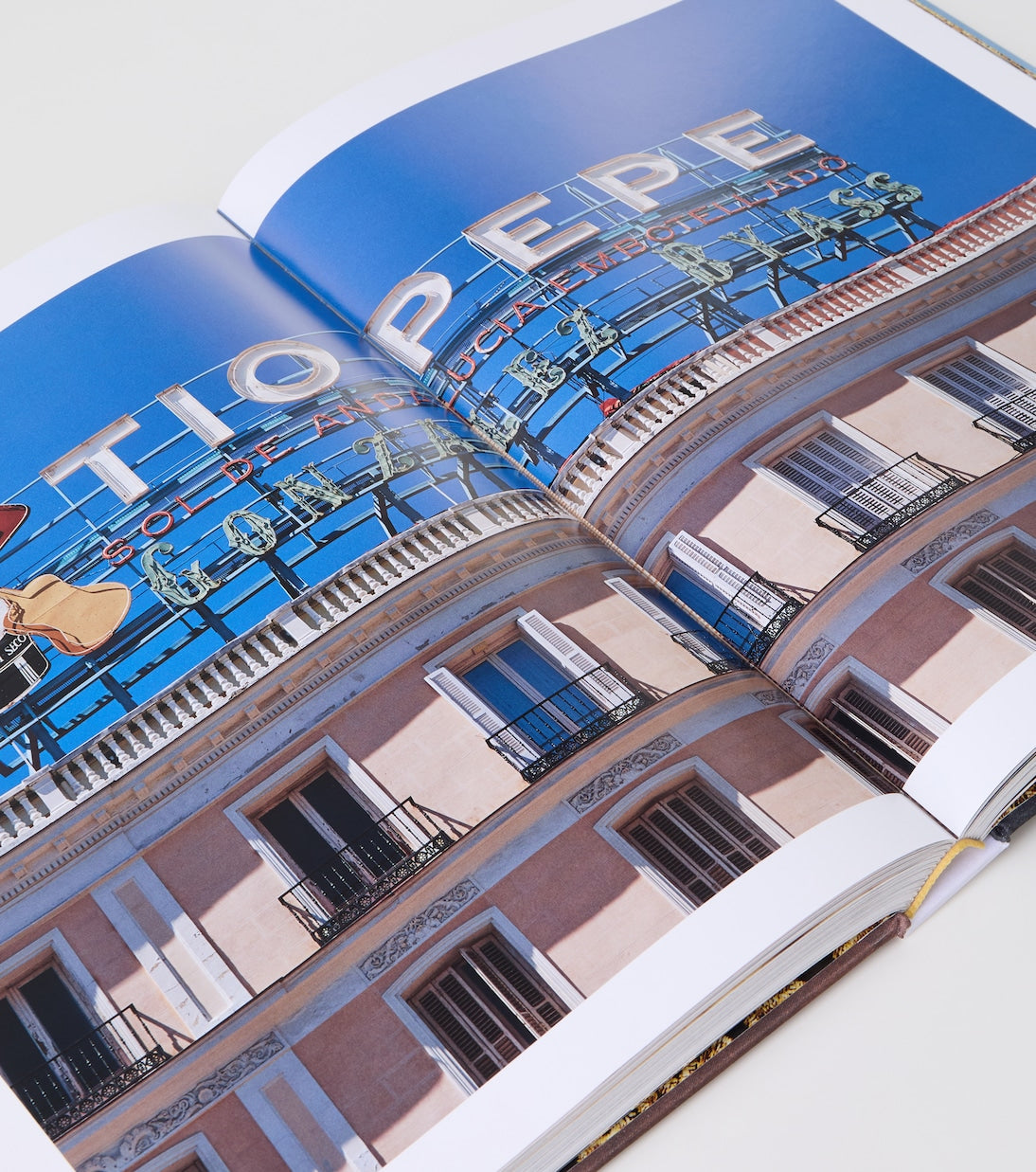 Assouline - Madrid Chic book