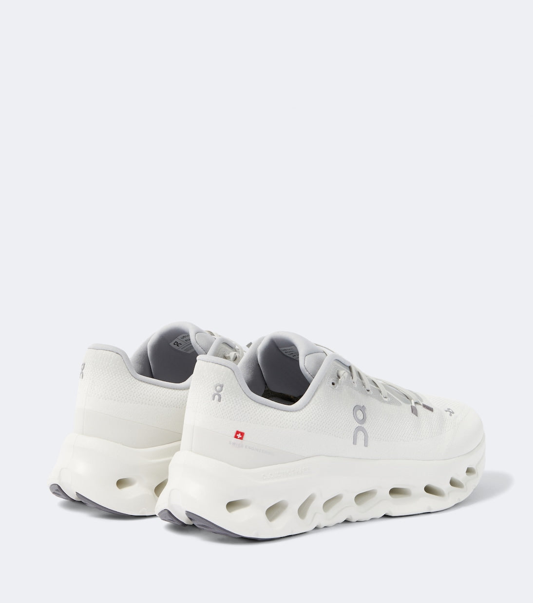 On - Cloudtilt sneakers