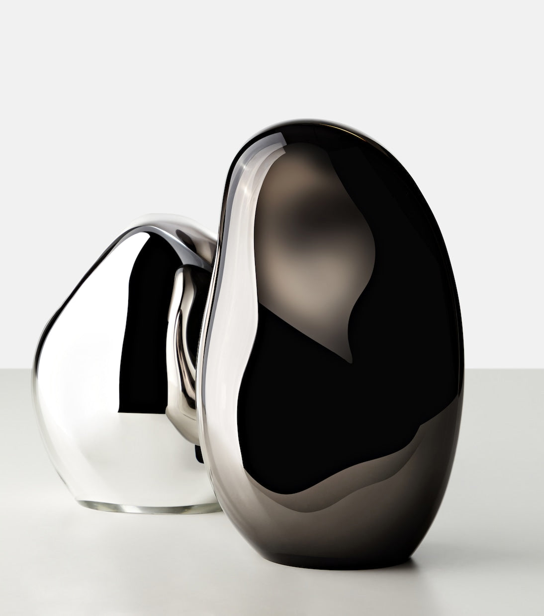 Milena Kling - Large mirrored decorative object
